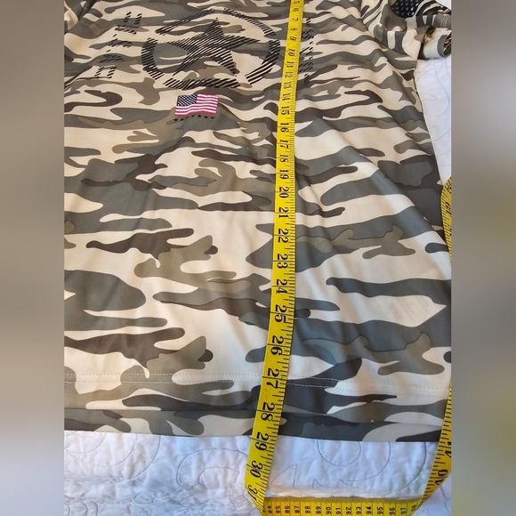 Striker Camouflage Polyester Men's T-Shirt Size Large NWOT - Picture 8 of 8